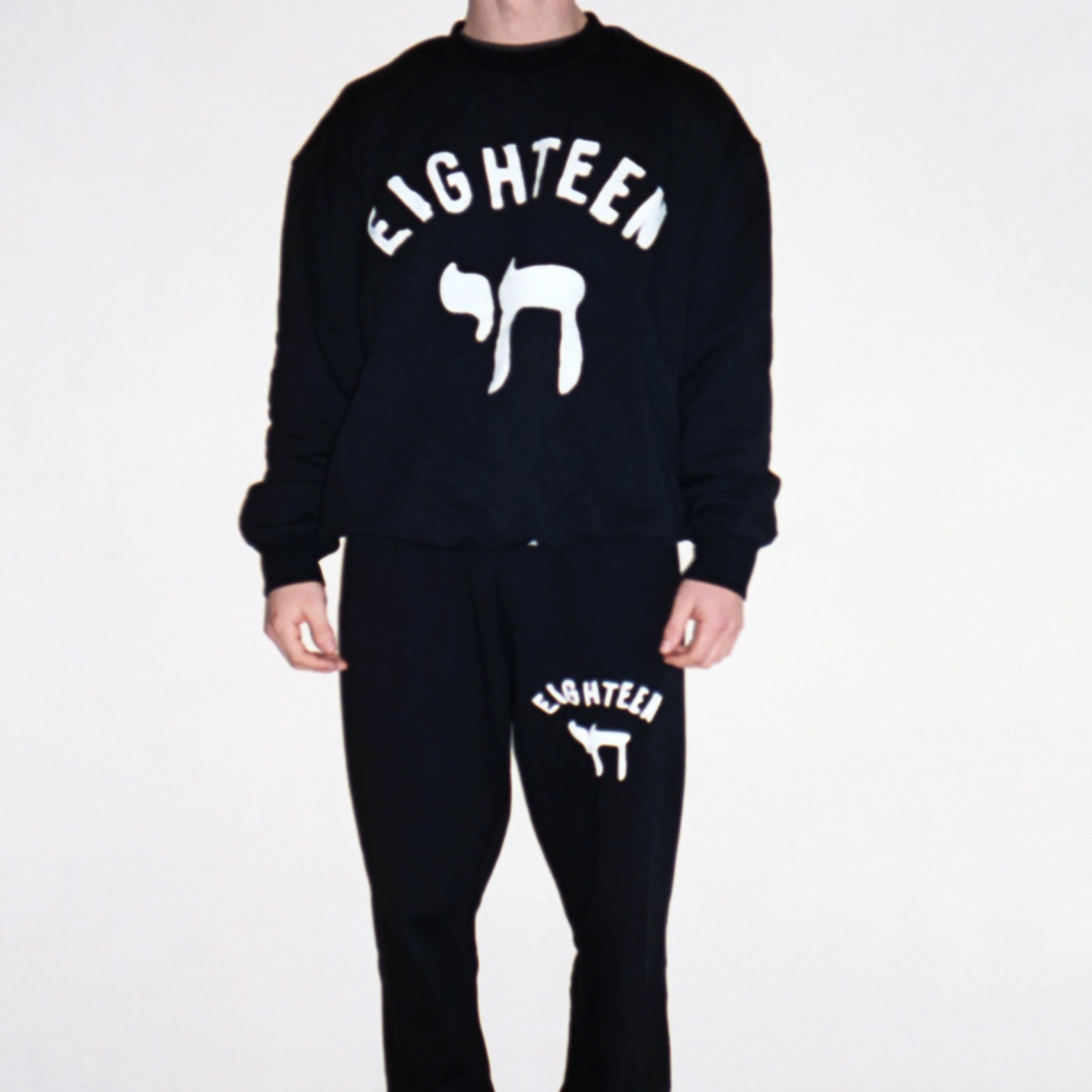 EIGHTEEN TERRY CREWNECK HOLYLAND CIVILIANS